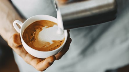 Нутрициолог рассказала про "кофейный ген", который влияет на зависимость от кофе - 290x166