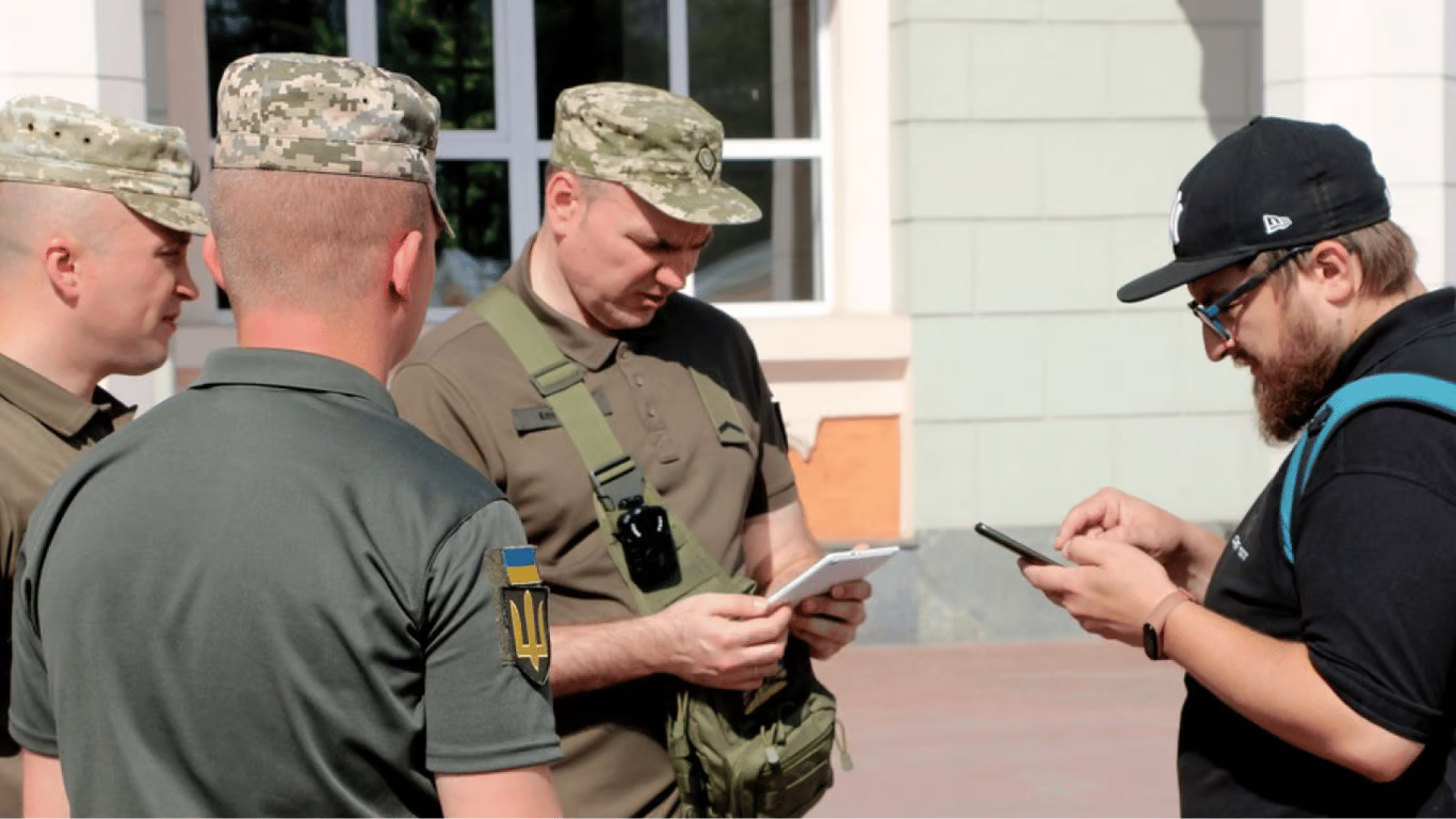 Мобилизация в Украине – бизнес просит ввести электронную коммуникацию между ТЦК и предпринимателями