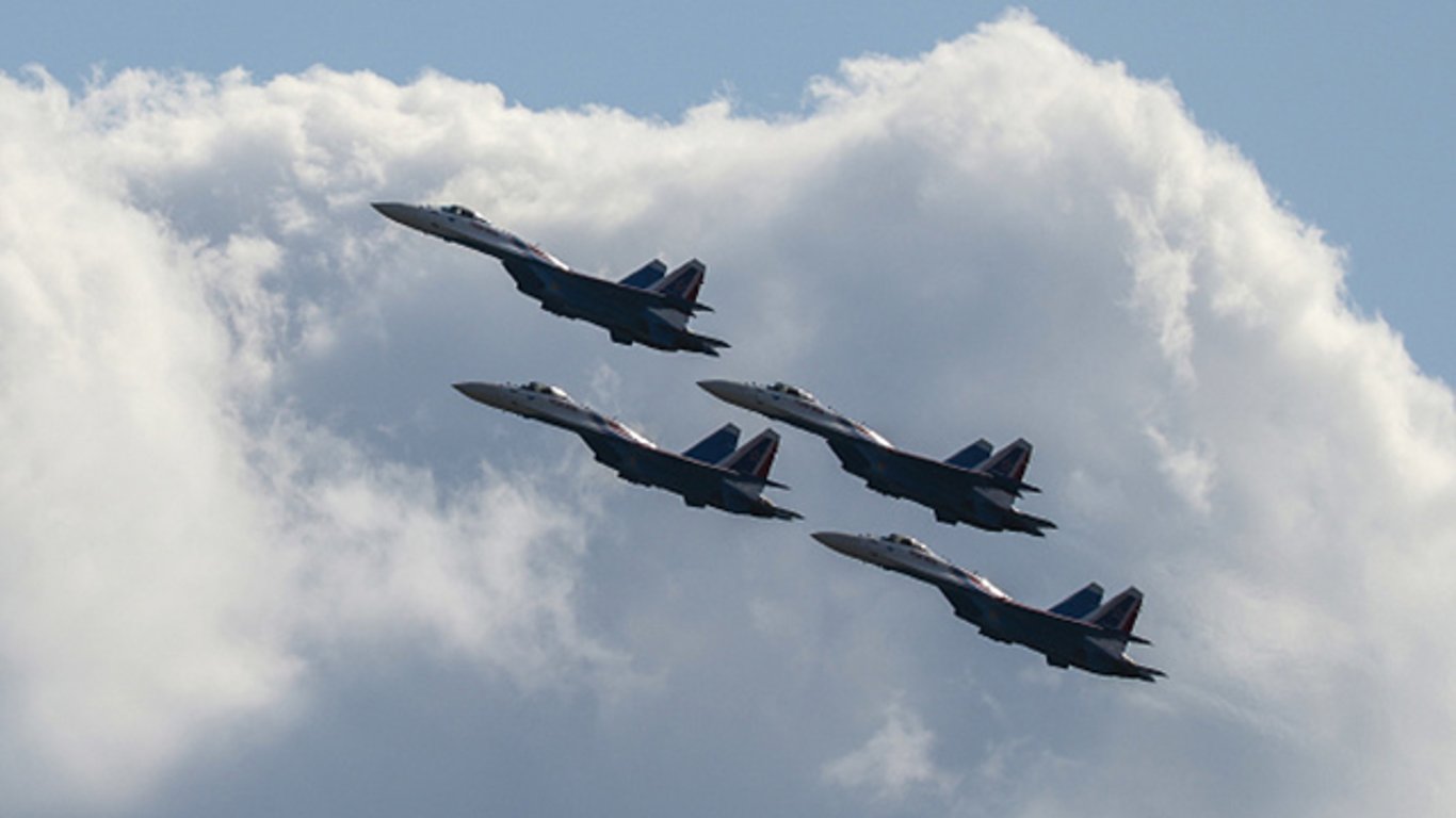 Активність ворожої авіації — в Одесі оголошено повітряну тривогу
