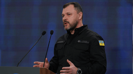 Зарплати поліцейських та нацгвардійців в Україні — глава МВС озвучив суми - 285x160
