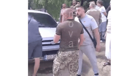 Конфлікт між ТЦК та кришнаїтами у Мукачево — один із учасників записав відео вибачення - 285x160