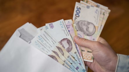 Крайні дати для ФОП у квітні: коли останній день для сплати податків - 285x160