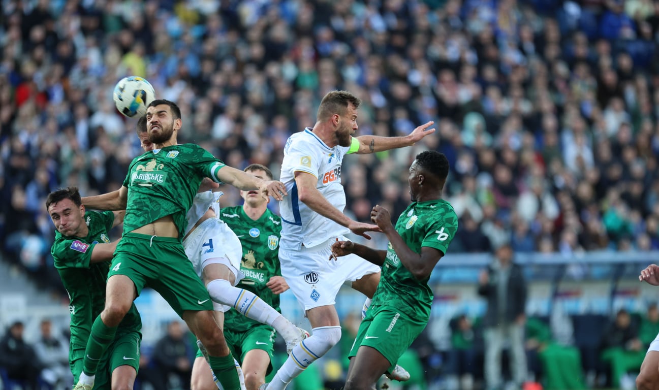 Андрей Ярмоленко в матче Динамо с Карпатами (0:1) в сезоне 2025/26