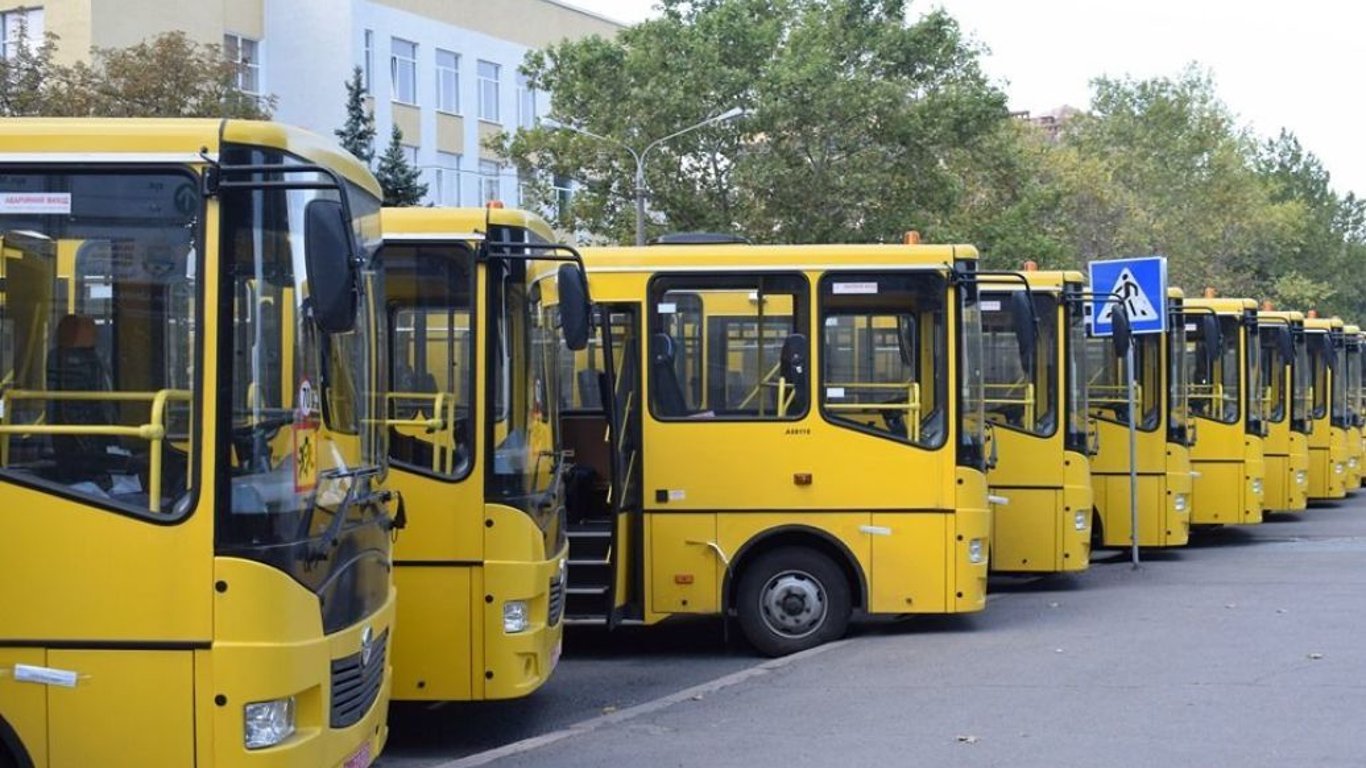 Оновлення шкільних автопарків на Одещині: ОВА закупить нові автобуси