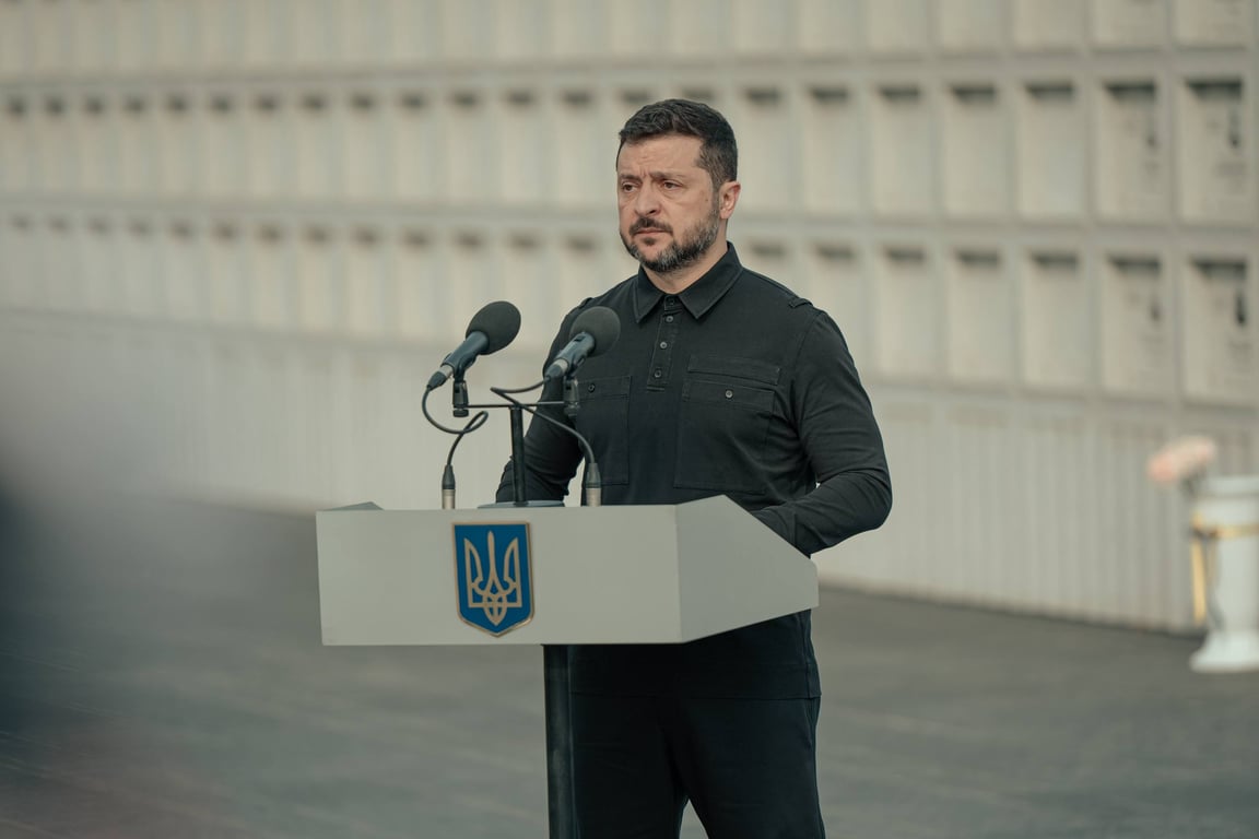 Ткаченко долучився до церемонії перепохованні Євгена Коновальця - фото 1