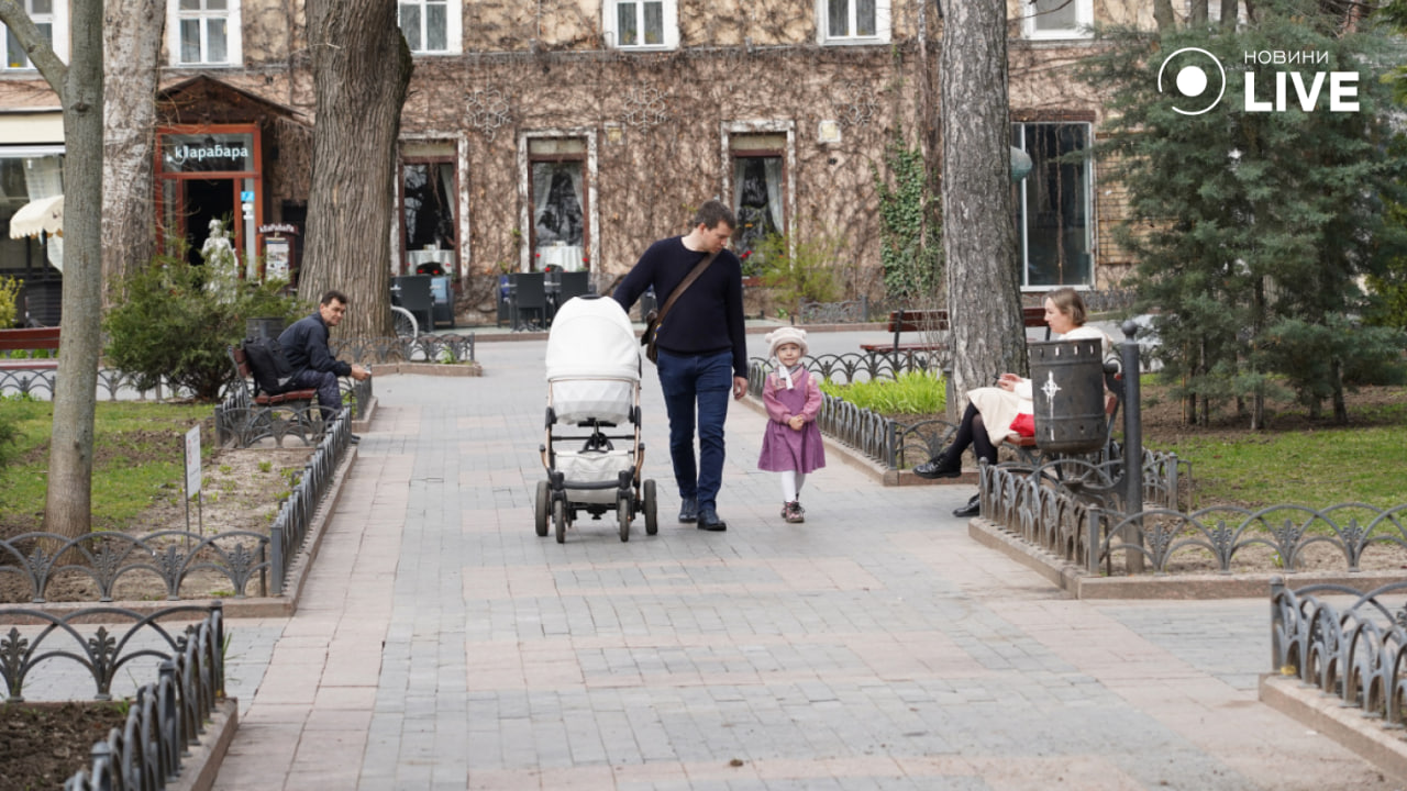 Як минув День сміху в Одесі - фото 2