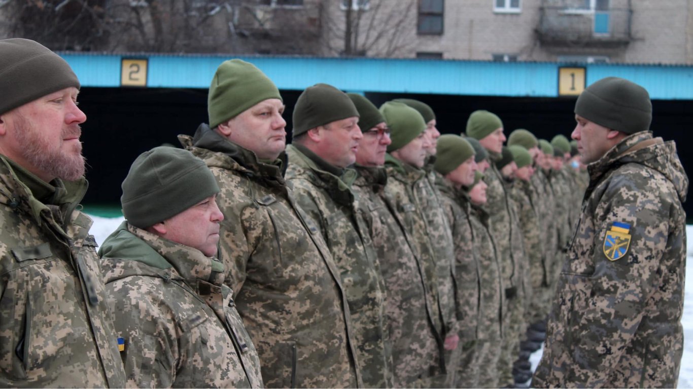 Які обов’язки мають офіцери запасу