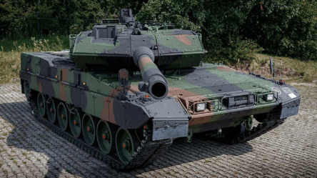 Міноборони прийняло на озброєння ЗСУ три модифікованих зразки танків Leopard - 285x160
