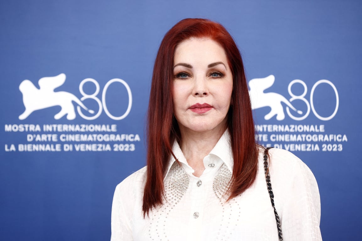 Вдова Елвіса Преслі вийшла на червону доріжку Венеціанського кінофестивалю - фото 3
