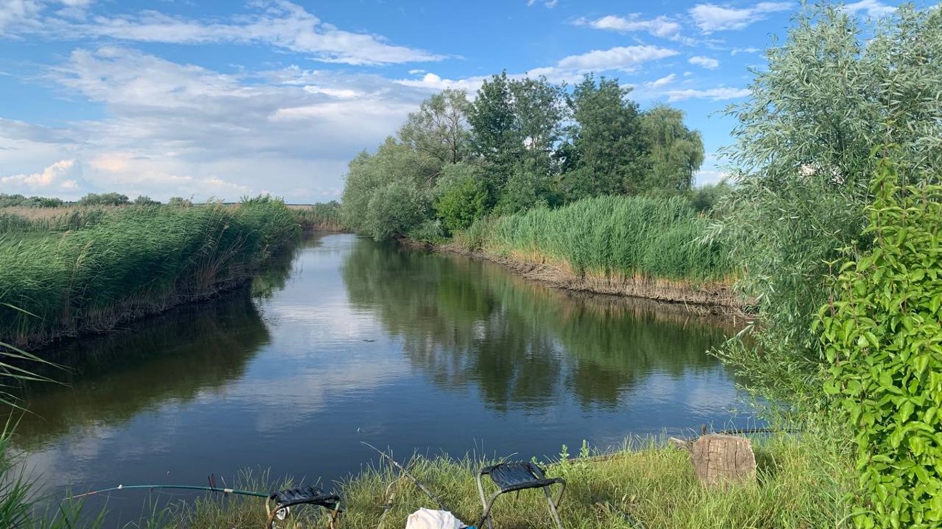На водоемах Николаевской области запрещено купаться и рыбачить