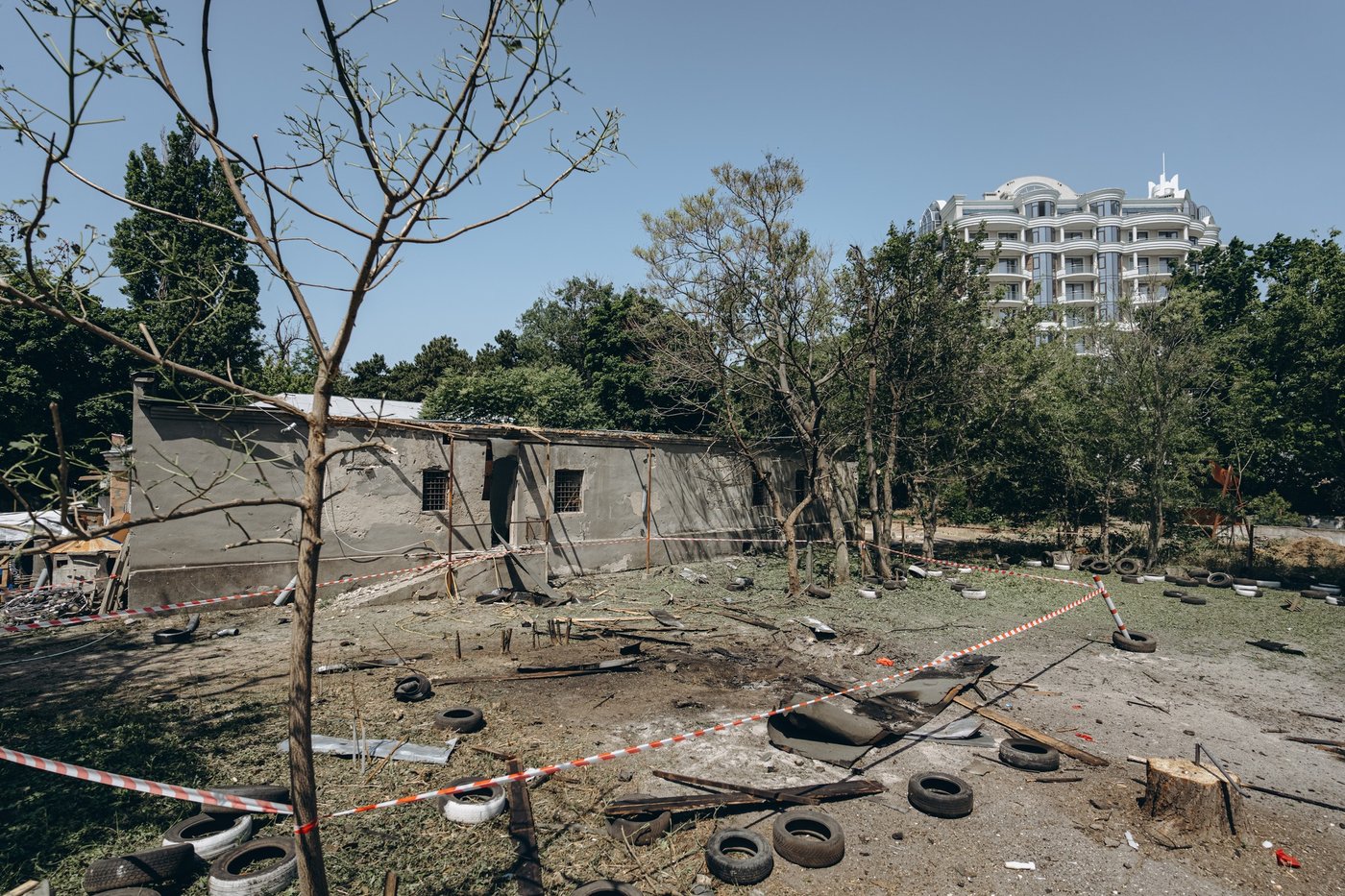 РФ завдала удару по кіностудії в Одесі - фото