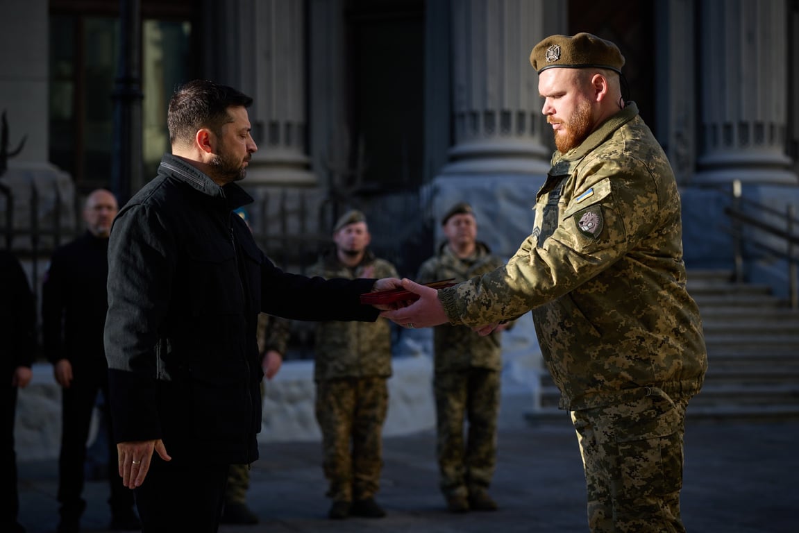 День інженерних військ — Зеленський вручив нагороди бійцям - фото 2