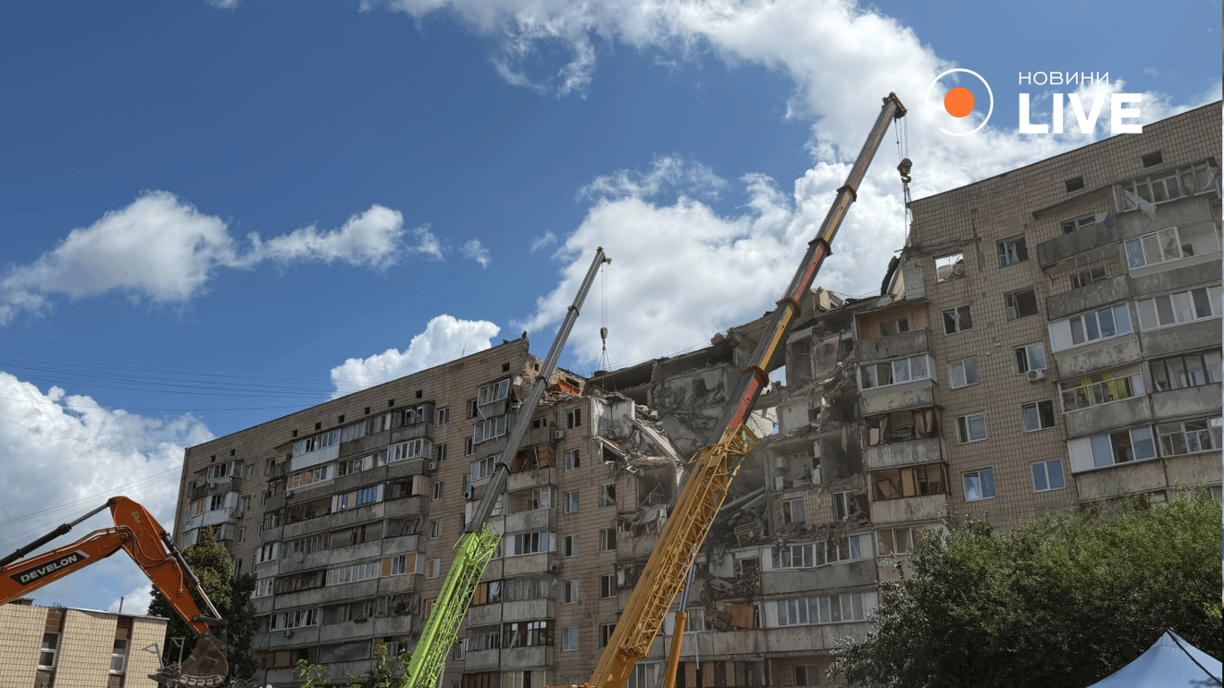 Російський удар по Києву: кількість загиблих зросло до 14 - фото 1