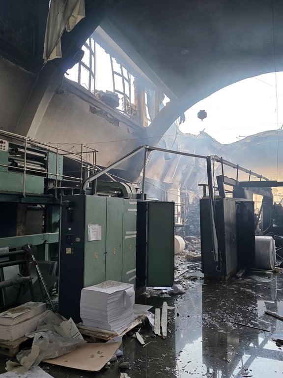 Приміщення київської друкарні та поліграфічного підприємства "Конві" після російської атаки на Київ в ніч проти 19 липня 2026 року