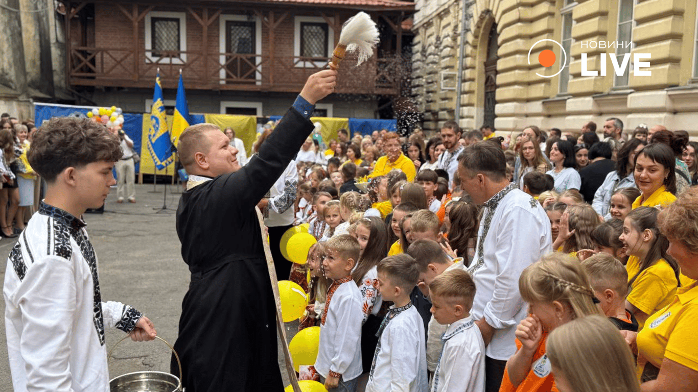 Перший дзвоник у Львові