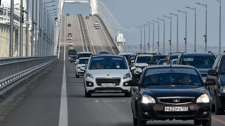 Кримський міст під обмеженнями — що тепер пускають, а що ні - 285x160