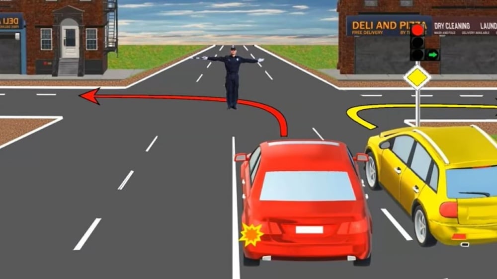 Тест по ПДД: кто может продолжить движение в задуманном направлении?