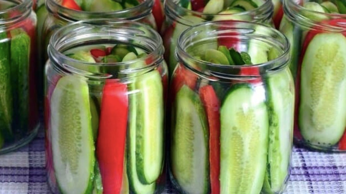 огірки з перцем на зиму