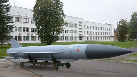 Россияне накапливают ракеты для массированных ударов, — Братчук - 285x160