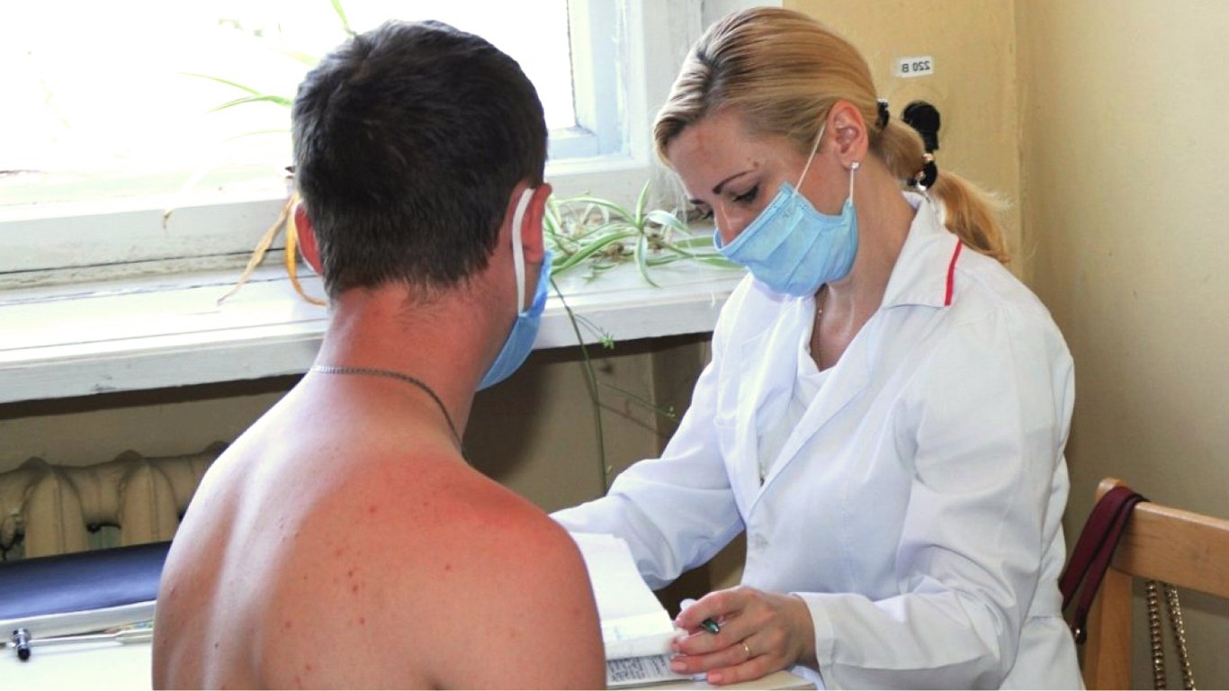 Чи можуть мобілізувати військовозобов'язаного чоловіка, який має хворобу хребта