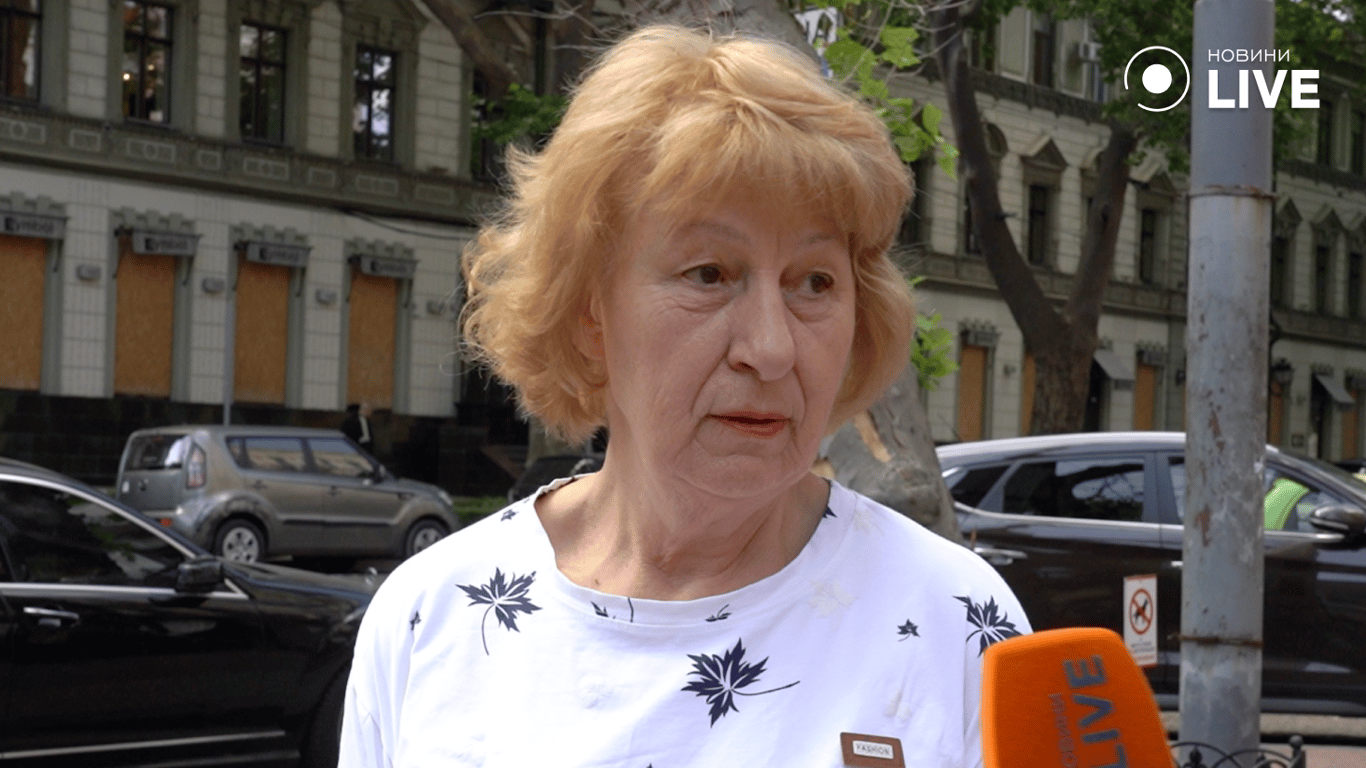 Людмила экономит электроэнергию