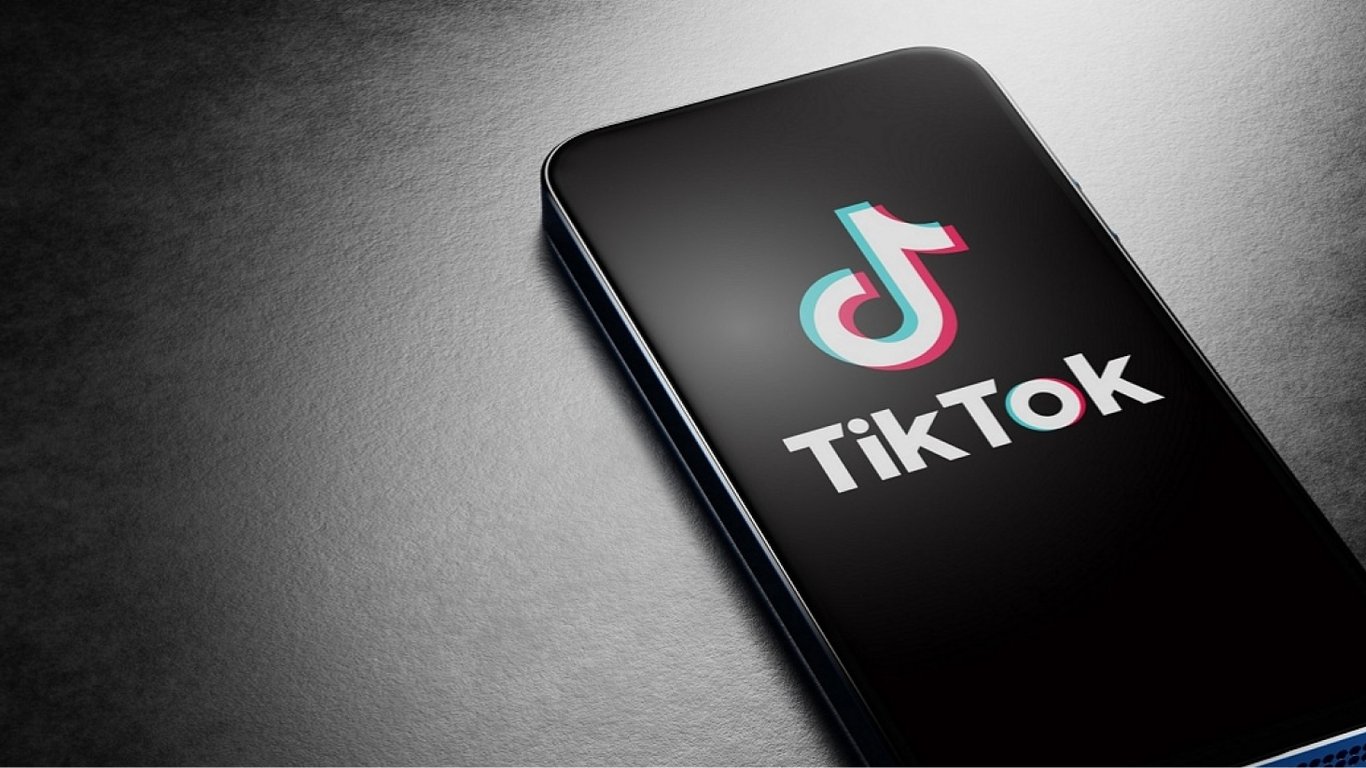 США требуют от Китая продать свои доли популярного приложения TikTok