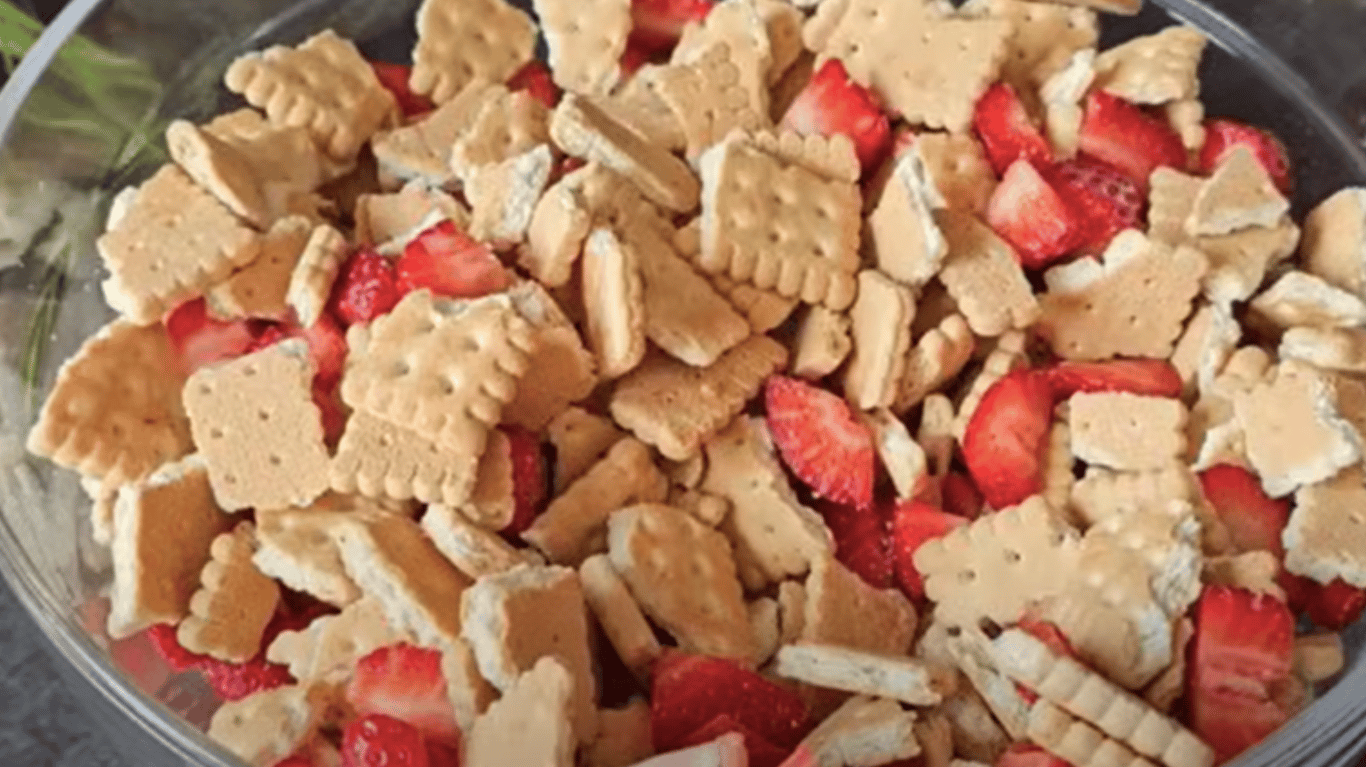 рецепт полуничного десерта без випічки