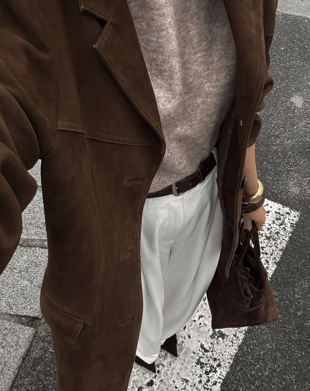 Замшеві речі стали абсолютним хітом весни-2025