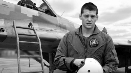 Під час бойового завдання загинув льотчик МіГ-29 Марат Мамбетов - 304x171