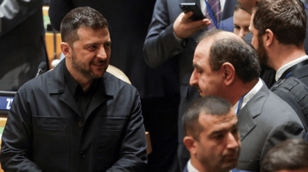 Volodymyr Zelensky reaches UN Headquarters for General Assembly - 285x160