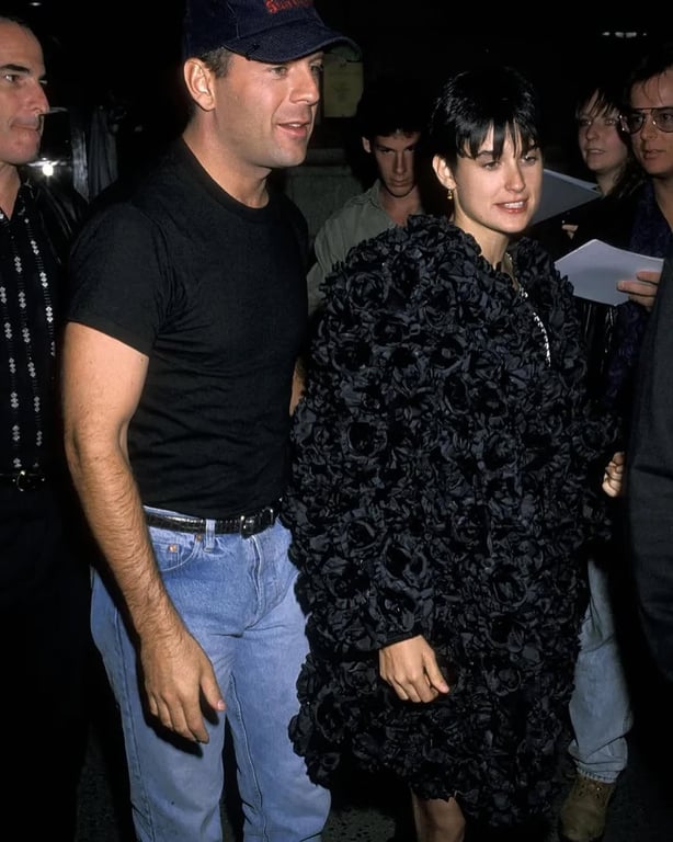 Брюс Вілліс та Демі Мур в молодості - фото