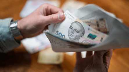Деякі українці можуть не платити військовий збір: список пільговиків - 285x160