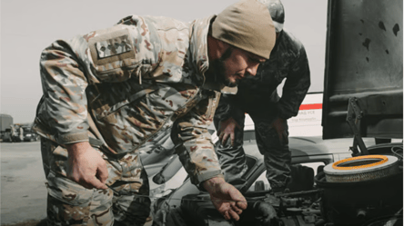 В "Азові" потрібні автоелектрики — скільки платять - 285x160