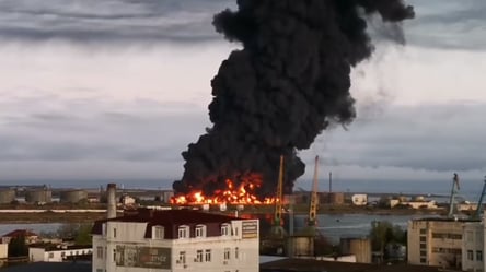 Взрывы в Ейске и Крыму после ударов дронами — какие последствия атаки - 285x160