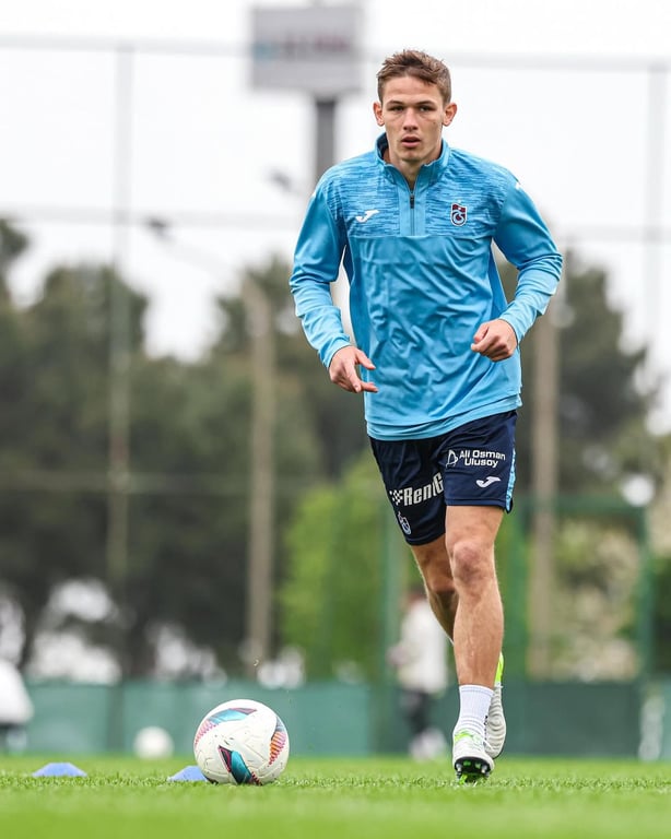 Даниил Сикан