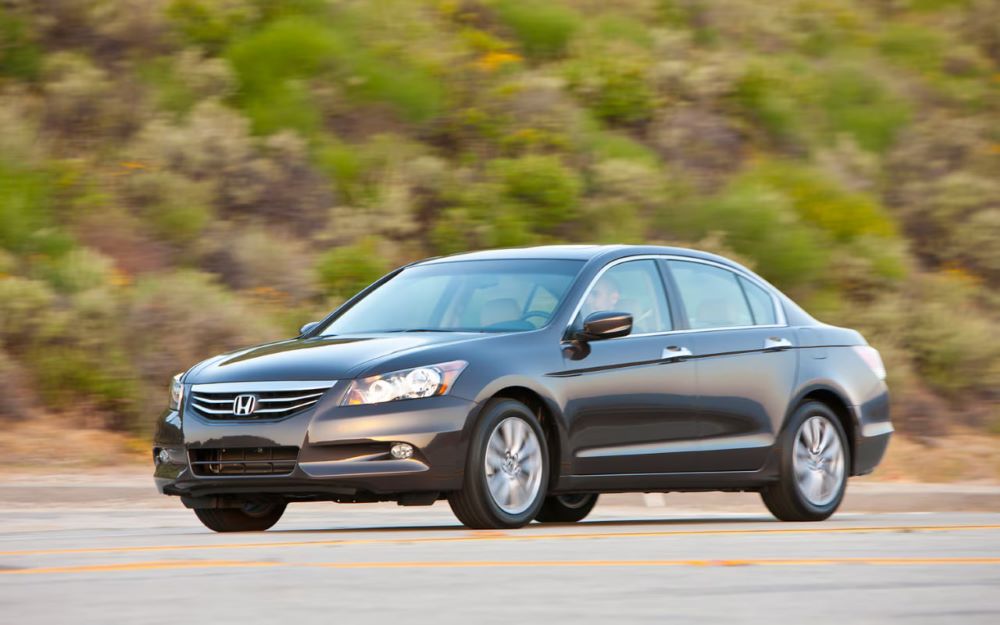 ТОП-4 подержанных авто для водителей старшего возраста - фото 2