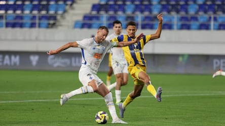 Динамо в матчі з видаленням програло Маккабі — відео - 285x160