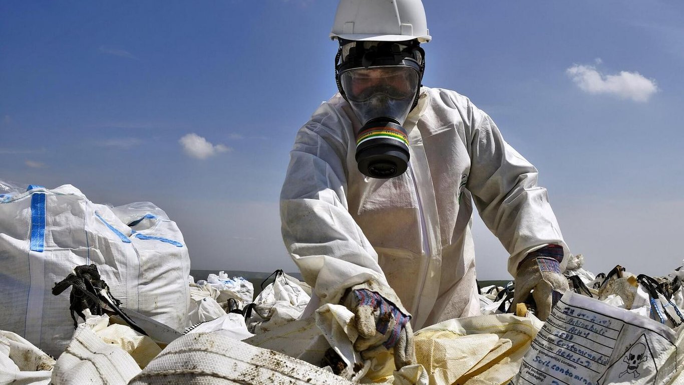 В Одесской области планируют утилизировать 175 тонн химикатов