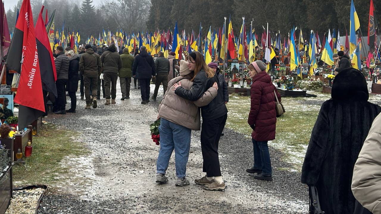 У Львові вшанували Героїв скорботною колядою