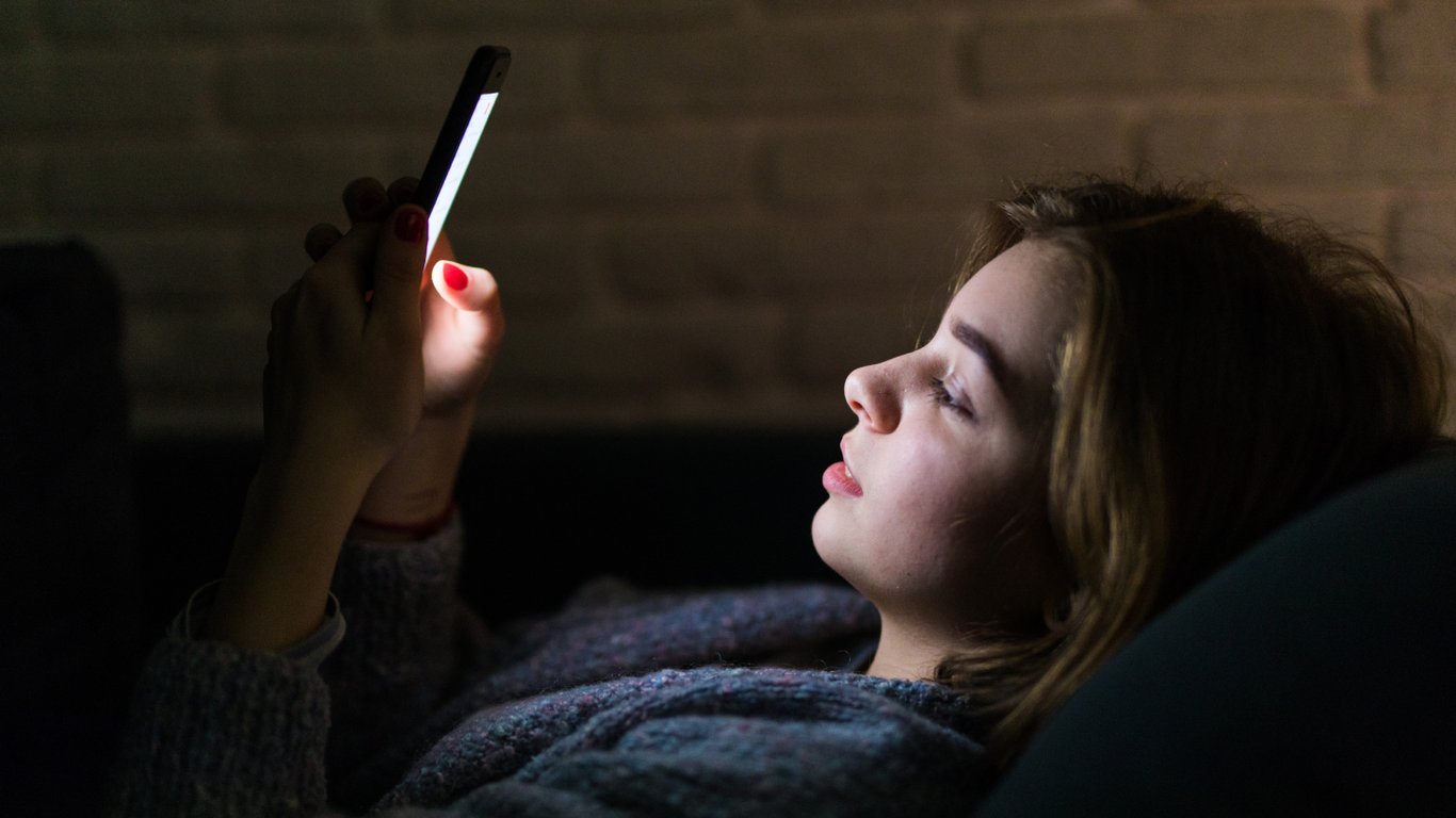 Важливо вимикати Wi-Fi на телефоні на ніч - що буде інакше