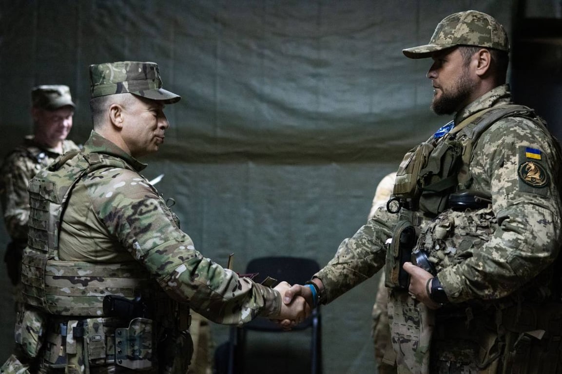 Сирський поїхав на Покровський та Курахівський напрям