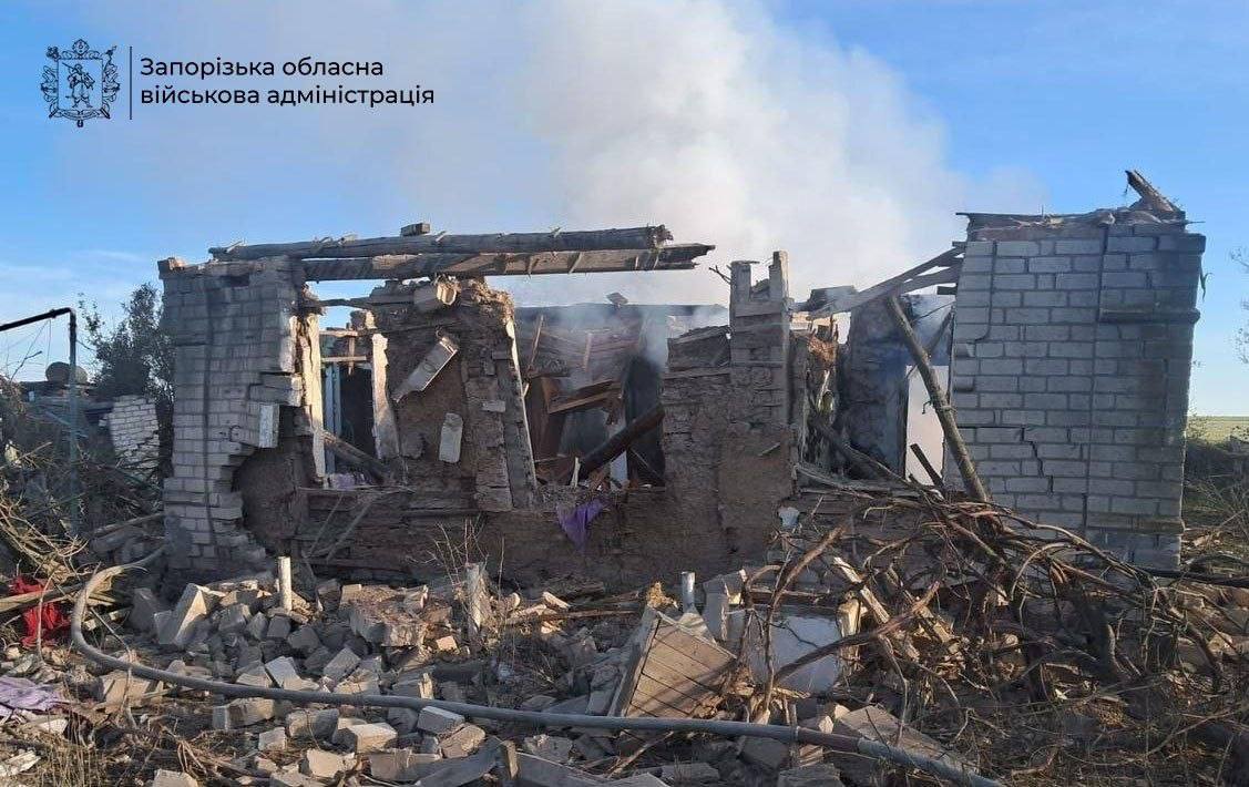 Россия атаковала Запорожье: один человек погиб, 16 получили ранения - фото 1