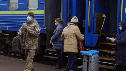 Через негоду львівські потяги курсують із запізненням, — Укрзалізниця - 285x160