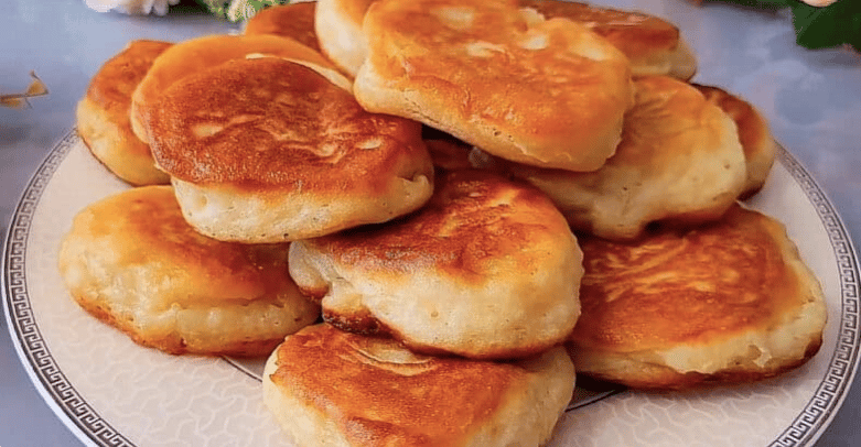 рецепт яблучних оладок на сніданок