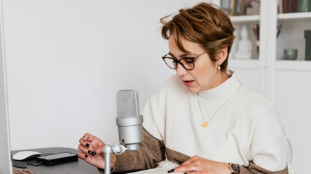 Скільки коштує виробництво аудіокниг в Україні — суми у 2025 році - 285x160