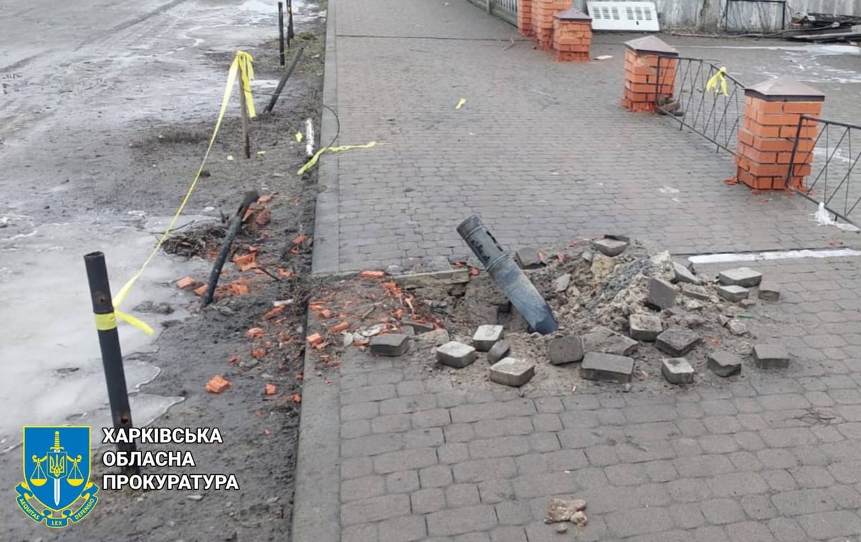 Росіяни вдарили по ринку у Вовчанську — є загиблі - фото 3