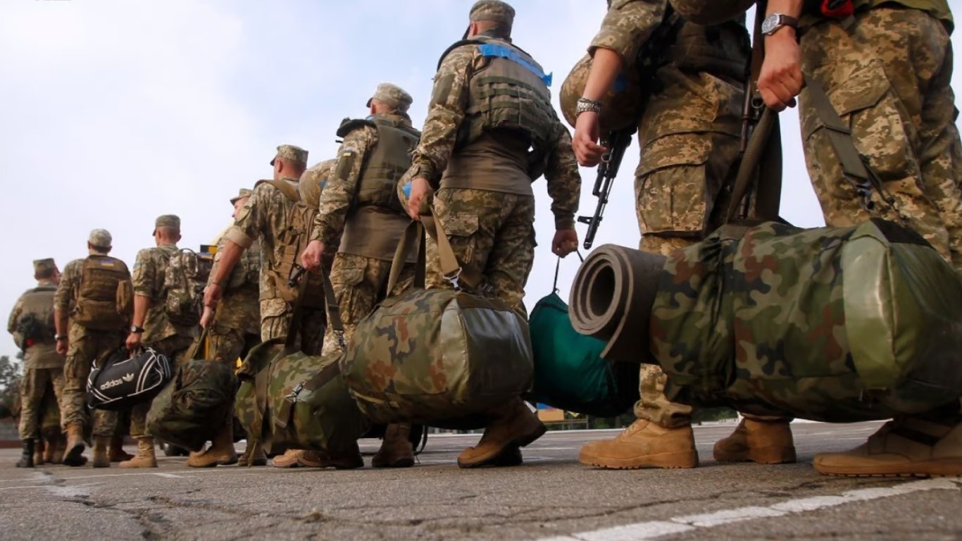 Від багатодітних чоловіків вимагають договори про утримання дітей