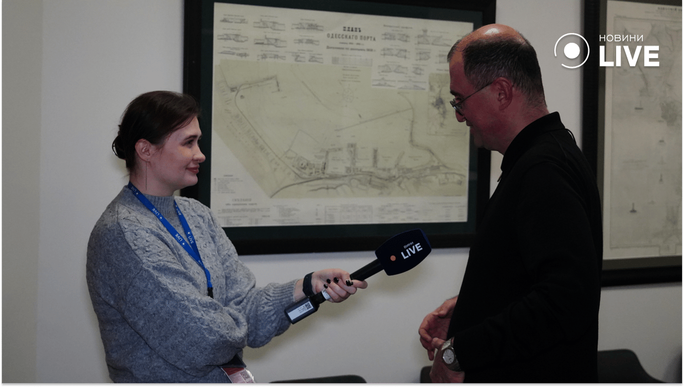 Юрій Маслов про курс долара. Фото: Новини.LIVE/ Юлія Браславська 