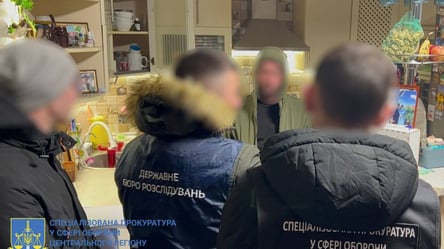 На Київщині службовці військової частини продавали ресторанам призначені бійцям харчі - 285x160