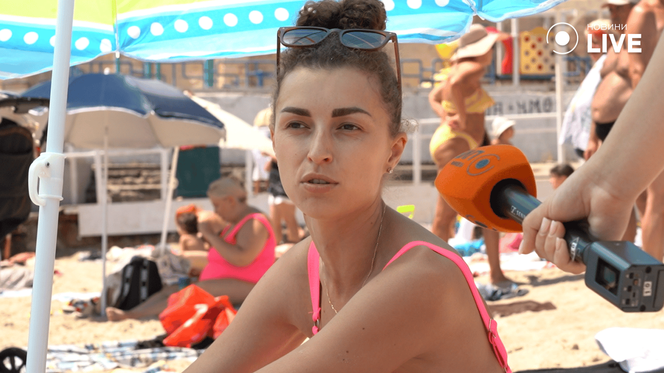 Відпочивальниця Альона. Фото: Новини.LIVE